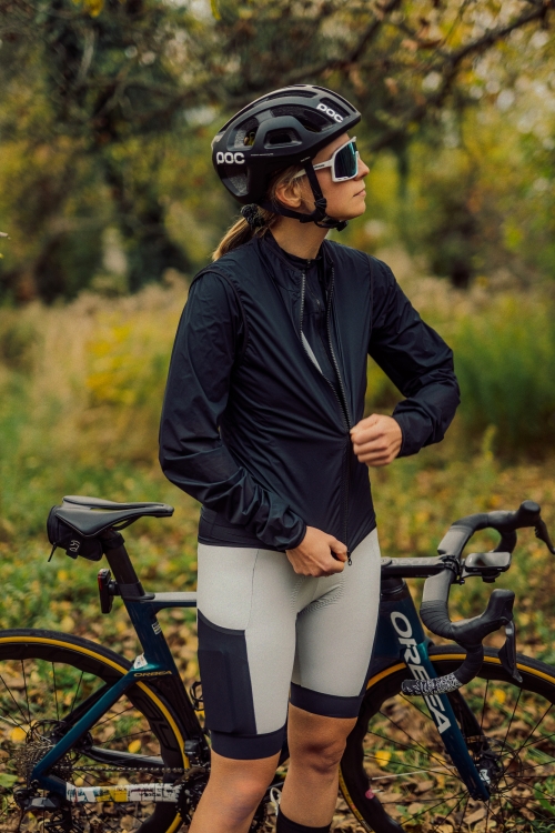 amcycling-pearl+kurtka-5.jpeg